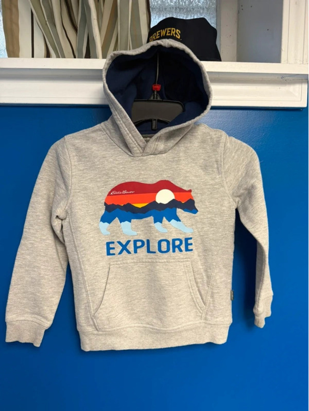 Eddie Bauer Kids XS 5/6 Gray Bear Graphic Explore Pullover Hoodie Sweatshirt